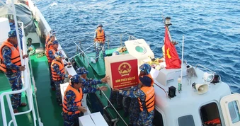 Gửi trọn niềm tin vào lá phiếu