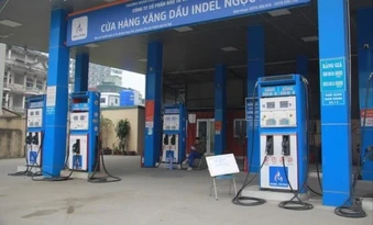 Hà Nội: 21 cây xăng dừng và hạn chế bán