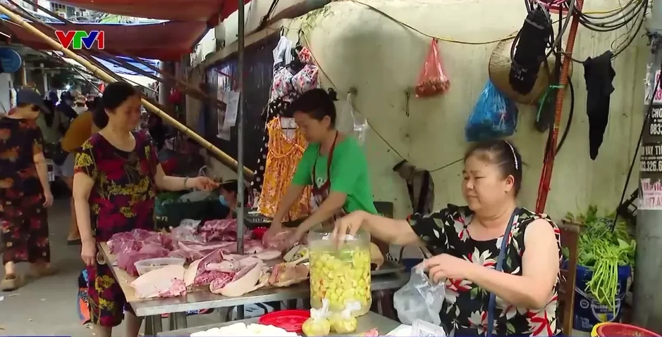 Hà Nội: Bố trí 100 điểm kinh doanh mới cho tiểu thương sau giải tỏa chợ tự phát Hà Nội: Bố trí 100 điểm kinh doanh mới cho tiểu thương sau giải tỏa chợ tự phát