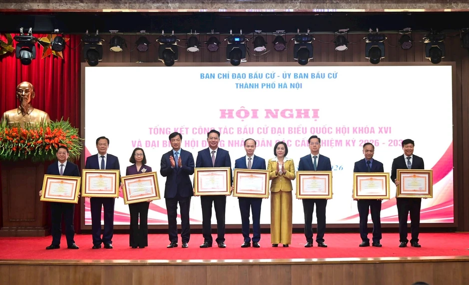 Hà Nội cần khẩn trương kiện toàn bộ máy, lựa chọn các cán bộ có tư duy hiện đại Hà Nội cần khẩn trương kiện toàn bộ máy, lựa chọn các cán bộ có tư duy hiện đại