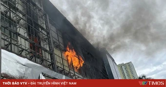 Hà Nội: Cháy nhà trên phố Trần Phú (Hà Đông)