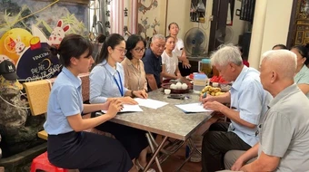 Hà Nội: Chỉ còn hơn 2.300 trường hợp cần hỗ trợ về ủy quyền nhận lương hưu, trợ cấp bảo hiểm xã hội