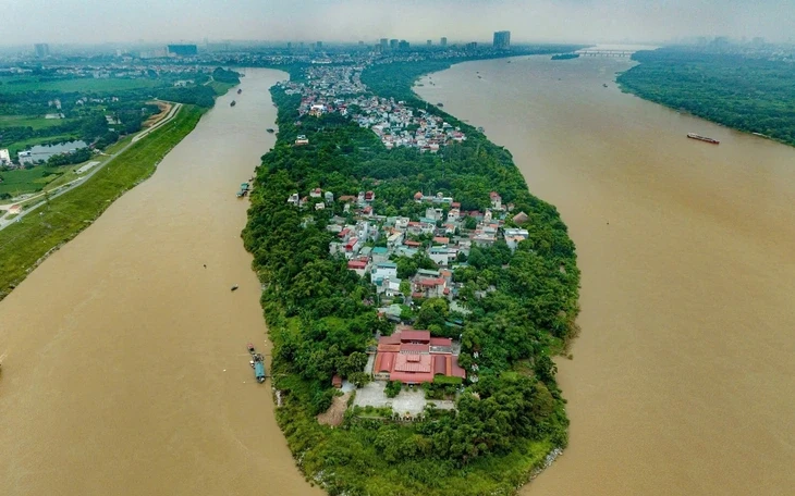 Hà Nội chỉ thị về dự án trục đại lộ cảnh quan sông Hồng: Phải lấy dân làm trung tâm Hà Nội chỉ thị về dự án trục đại lộ cảnh quan sông Hồng: Phải lấy dân làm trung tâm