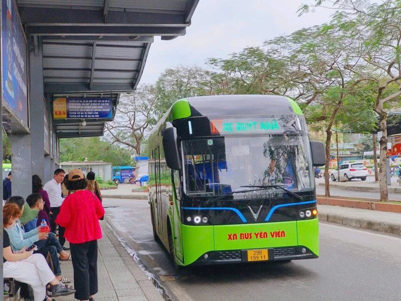 Hà Nội chưa có chủ trương miễn phí xe buýt toàn dân Hà Nội chưa có chủ trương miễn phí xe buýt toàn dân