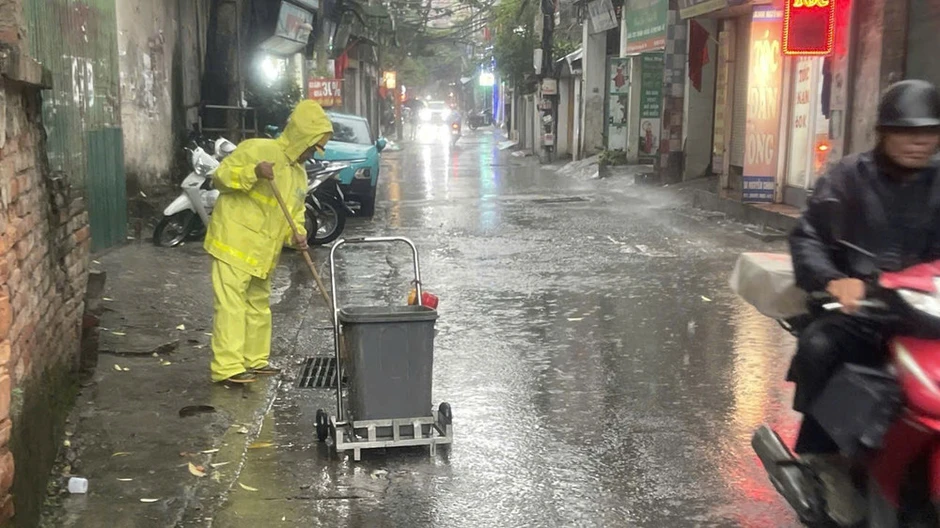 Hà Nội có mưa trên diện rộng, xuất hiện một số điểm úng ngập Hà Nội có mưa trên diện rộng, xuất hiện một số điểm úng ngập
