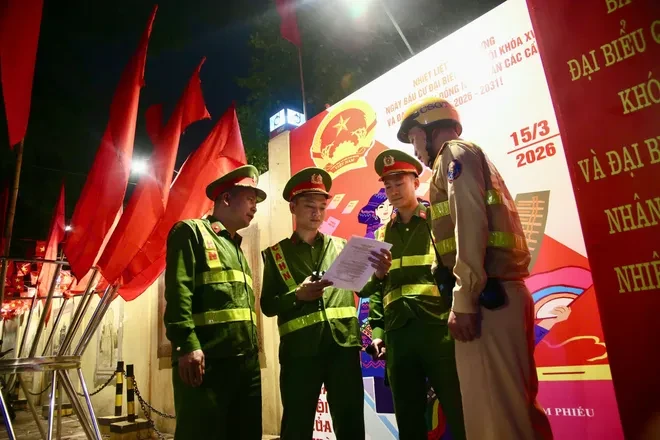 Hà Nội, Công an các đơn vị xuyên đêm bảo đảm ANTT trước ngày bầu cử Hà Nội, Công an các đơn vị xuyên đêm bảo đảm ANTT trước ngày bầu cử