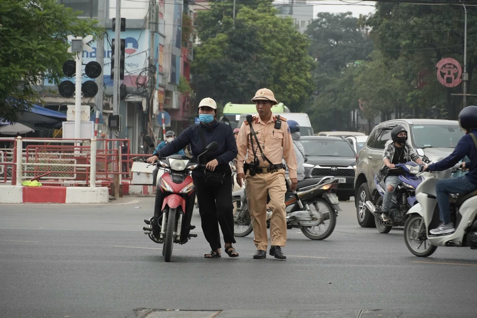 Hà Nội: CSGT triển khai nhiều giải pháp bảo đảm an toàn giao thông đường sắt Hà Nội: CSGT triển khai nhiều giải pháp bảo đảm an toàn giao thông đường sắt