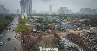 Hà Nội: Đào hào, dựng barie phong toả 4,3ha đất vi phạm tại phường Đại Mỗ