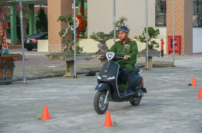 Hà Nội đẩy mạnh tuyên truyền pháp luật, hướng dẫn lái xe an toàn đối với học sinh Hà Nội đẩy mạnh tuyên truyền pháp luật, hướng dẫn lái xe an toàn đối với học sinh