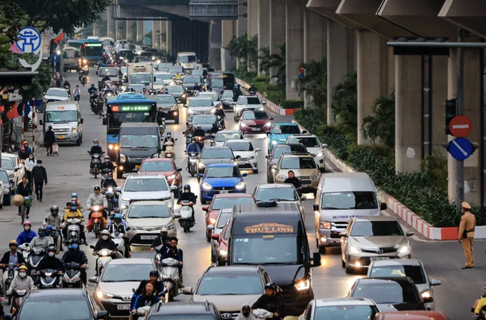 Hà Nội đề xuất hỗ trợ đến 20 triệu đồng cho hộ nghèo đổi xe máy xăng sang xe điện Hà Nội đề xuất hỗ trợ đến 20 triệu đồng cho hộ nghèo đổi xe máy xăng sang xe điện