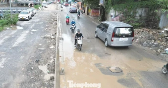 Hà Nội: Đường Nguyễn Cảnh Dị vẫn 'kỳ dị' sau 5 tháng sửa chữa