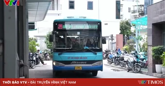 Hà Nội hỗ trợ người cao tuổi đổi thẻ vé điện tử, có thể dùng căn cước gắn chip đi xe buýt