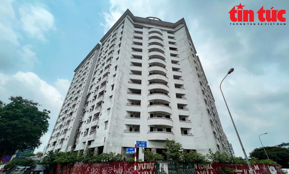 Hà Nội ‘hồi sinh’ khu tái định cư trên đất vàng sau hơn 10 năm bỏ hoang Hà Nội ‘hồi sinh’ khu tái định cư trên đất vàng sau hơn 10 năm bỏ hoang