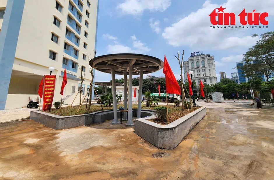 Hà Nội ‘hồi sinh’ khu tái định cư trên đất vàng sau hơn 10 năm bỏ hoang Hà Nội ‘hồi sinh’ khu tái định cư trên đất vàng sau hơn 10 năm bỏ hoang