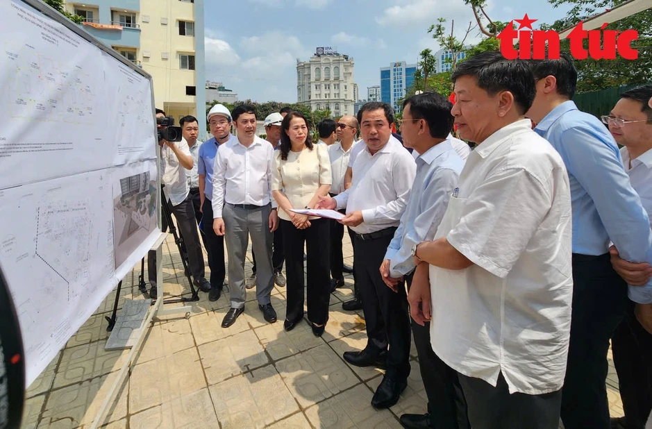 Hà Nội ‘hồi sinh’ khu tái định cư trên đất vàng sau hơn 10 năm bỏ hoang Hà Nội ‘hồi sinh’ khu tái định cư trên đất vàng sau hơn 10 năm bỏ hoang