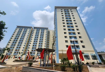 Hà Nội ‘hồi sinh’ khu tái định cư trên đất vàng sau hơn 10 năm bỏ hoang