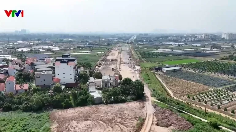 Hà Nội: Hơn 450 hộ dân bàn giao mặt bằng trước hạn cho dự án đường Tây Thăng Long Hà Nội: Hơn 450 hộ dân bàn giao mặt bằng trước hạn cho dự án đường Tây Thăng Long
