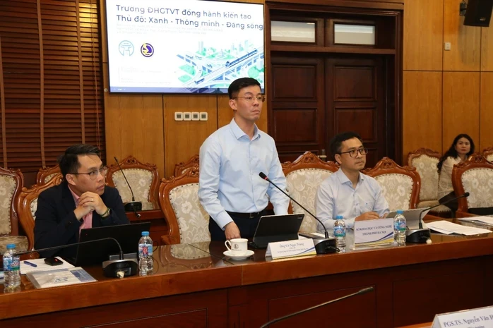Hà Nội: Khoa học, công nghệ không dừng lại ở báo cáo mà phải tạo ra sản phẩm Hà Nội: Khoa học, công nghệ không dừng lại ở báo cáo mà phải tạo ra sản phẩm