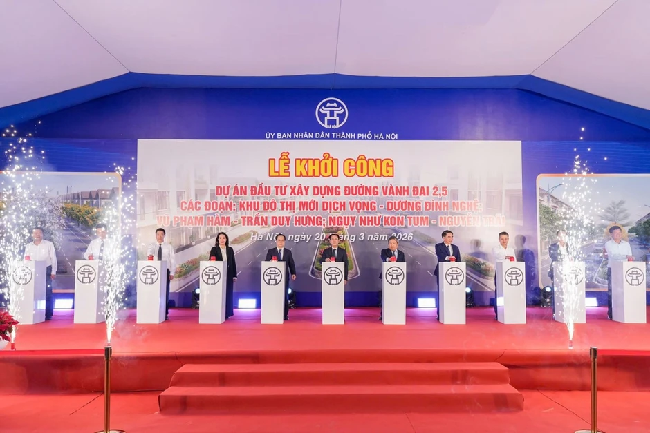 Hà Nội khởi công đường Vành đai 2,5 đoạn Dịch Vọng - Thượng Đình hơn 8.400 tỷ đồng Hà Nội khởi công đường Vành đai 2,5 đoạn Dịch Vọng - Thượng Đình hơn 8.400 tỷ đồng