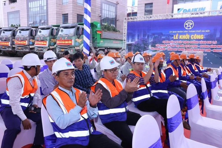 Hà Nội khởi công xây dựng 2,26km đường Vành đai 2,5 Hà Nội khởi công xây dựng 2,26km đường Vành đai 2,5