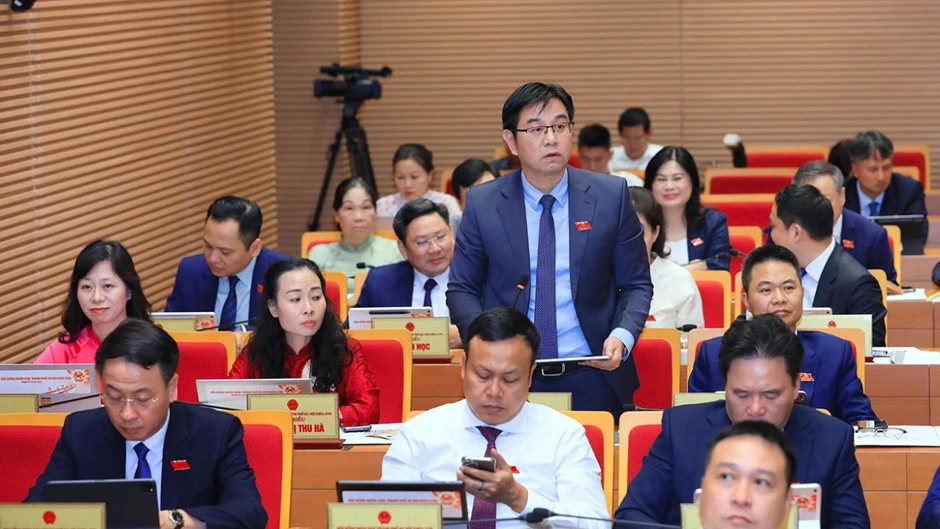 Hà Nội không thể tăng trưởng hai con số bằng cách làm cũ Hà Nội không thể tăng trưởng hai con số bằng cách làm cũ