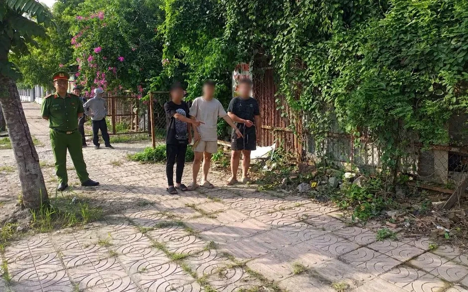 Hà Nội: Làm rõ vụ dùng hung khí tấn công người đi đường tại Ngọc Thụy Hà Nội: Làm rõ vụ dùng hung khí tấn công người đi đường tại Ngọc Thụy