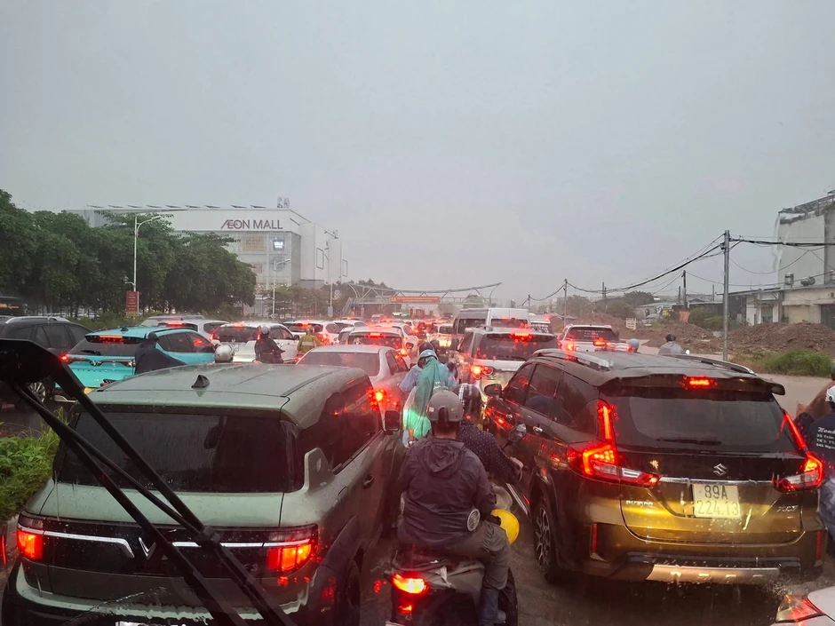 Hà Nội mưa lớn Hà Nội mưa lớn