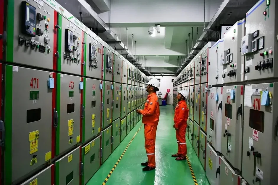 Hà Nội: Nhu cầu điện tăng cao do nắng nóng, hoãn cắt điện theo kế hoạch Hà Nội: Nhu cầu điện tăng cao do nắng nóng, hoãn cắt điện theo kế hoạch