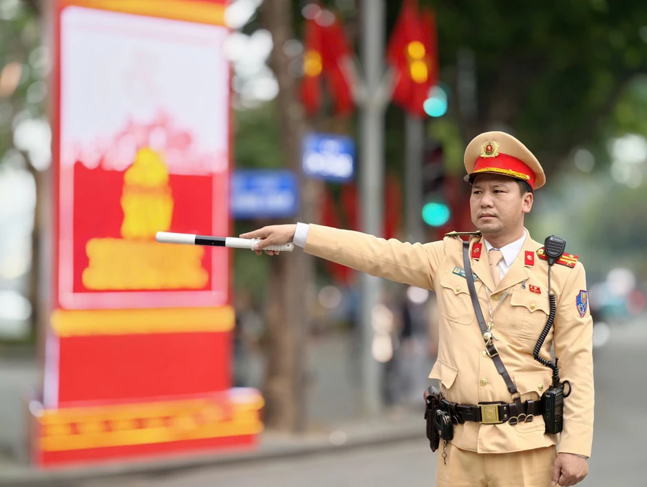 Hà Nội: Phân luồng giao thông phục vụ Đại hội Công đoàn Việt Nam lần thứ XIV Hà Nội: Phân luồng giao thông phục vụ Đại hội Công đoàn Việt Nam lần thứ XIV