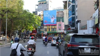 Hà Nội phân luồng giao thông trên 6 tuyến phố để hạ ngầm hệ thống chiếu sáng