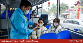 Hà Nội phát hành thẻ xe buýt miễn phí gắn chip