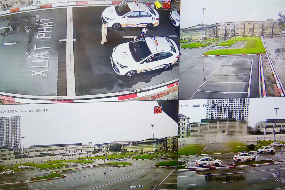 Hà Nội: "Bịt" cửa gian lận sát hạch lái xe bằng công nghệ giám sát hiện đại Hà Nội: "Bịt" cửa gian lận sát hạch lái xe bằng công nghệ giám sát hiện đại