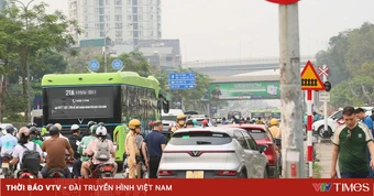 Hà Nội: Quyết liệt xử lý vi phạm dừng, đỗ xe để "hạ nhiệt" ùn tắc