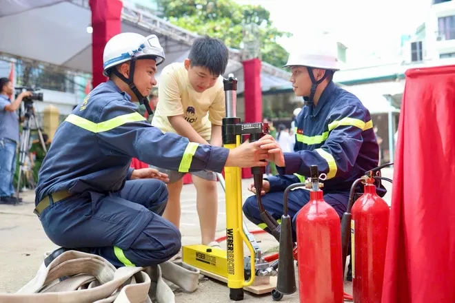 Hà Nội: Ra mắt Trung tâm trải nghiệm cộng đồng PCCC Hà Nội: Ra mắt Trung tâm trải nghiệm cộng đồng PCCC