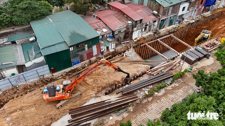 Hà Nội rào chắn đường Đặng Văn Ngữ, Trần Cung, Lê Duẩn... làm dự án chống ngập Hà Nội rào chắn đường Đặng Văn Ngữ, Trần Cung, Lê Duẩn... làm dự án chống ngập