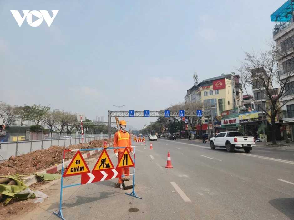 Hà Nội rào chắn hàng loạt tuyến phố, người dân cần lưu ý lộ trình di chuyển Hà Nội rào chắn hàng loạt tuyến phố, người dân cần lưu ý lộ trình di chuyển