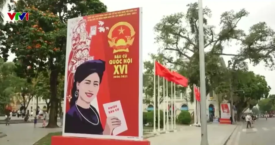 Hà Nội rực rỡ cờ hoa, sẵn sàng cho ngày hội bầu cử Hà Nội rực rỡ cờ hoa, sẵn sàng cho ngày hội bầu cử