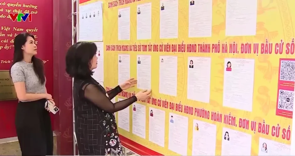 Hà Nội rực rỡ cờ hoa, sẵn sàng cho ngày hội bầu cử Hà Nội rực rỡ cờ hoa, sẵn sàng cho ngày hội bầu cử