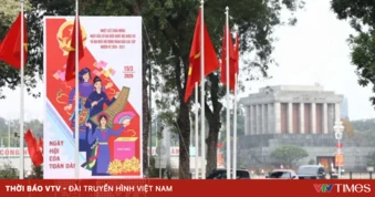 Hà Nội rực rỡ cờ hoa, sẵn sàng cho ngày hội bầu cử
