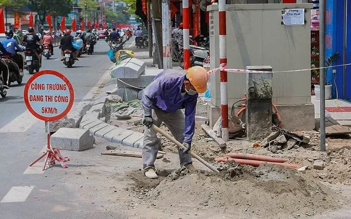 Hà Nội: Tạm dừng các công trình có nguy cơ cản trở thí sinh đi lại, bảo đảm an toàn trong mùa thi Hà Nội: Tạm dừng các công trình có nguy cơ cản trở thí sinh đi lại, bảo đảm an toàn trong mùa thi