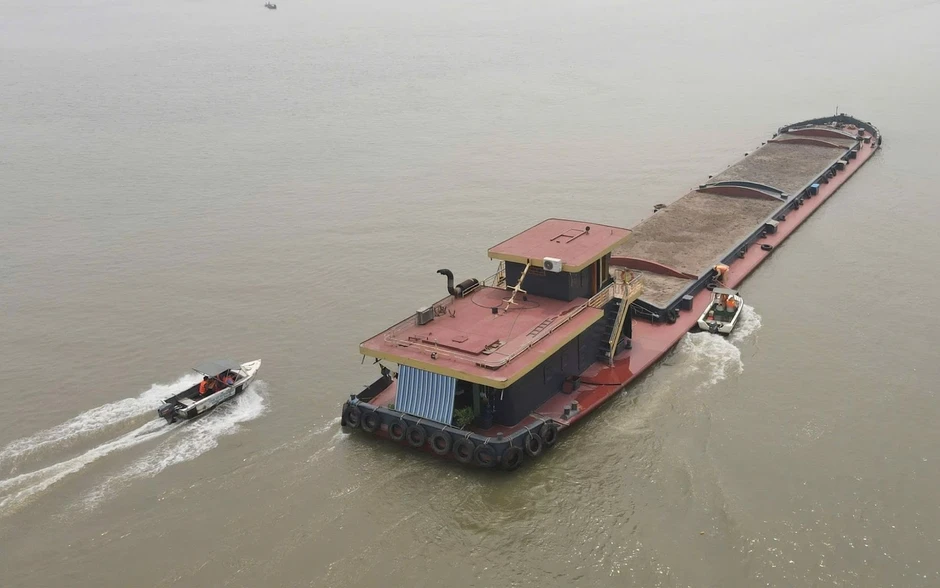 Hà Nội tăng cường kiểm soát giao thông đường thủy trước mùa mưa bão Hà Nội tăng cường kiểm soát giao thông đường thủy trước mùa mưa bão