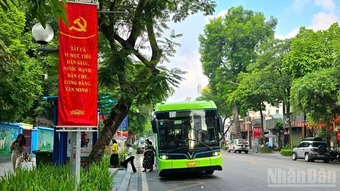 Hà Nội tăng cường xe buýt, đường sắt đô thị phục vụ nhân dân dịp lễ Quốc khánh 2/9