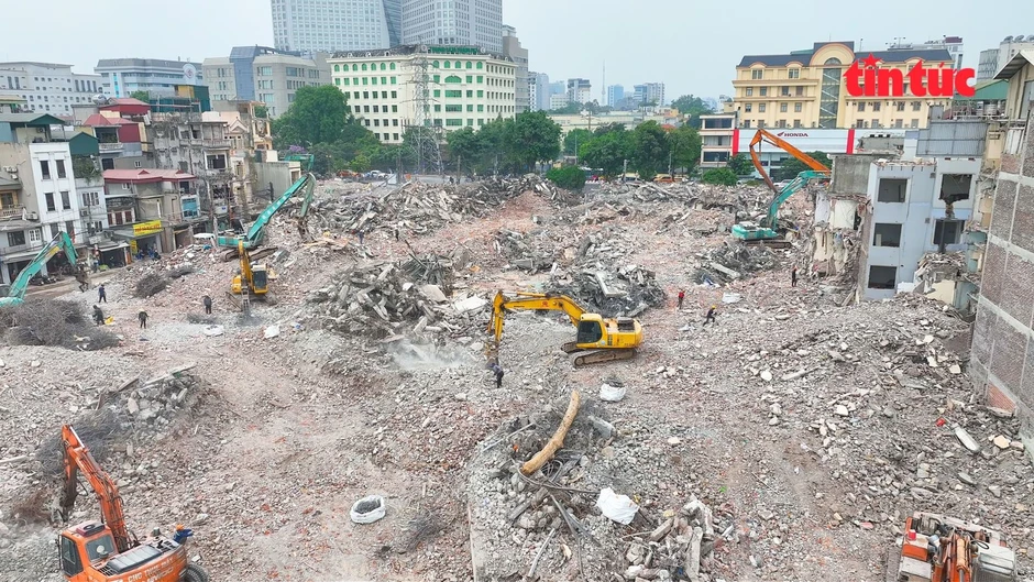 Hà Nội tăng tốc giải phóng mặt bằng thi công cầu Trần Hưng Đạo Hà Nội tăng tốc giải phóng mặt bằng thi công cầu Trần Hưng Đạo