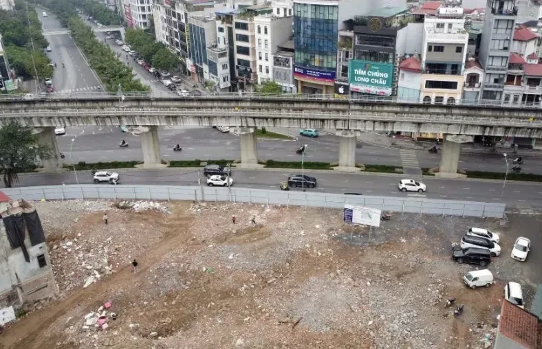 Hà Nội tăng tốc gỡ “điểm nghẽn” mặt bằng tuyến Vành đai 2,5 và Vành đai 3,5 Hà Nội tăng tốc gỡ “điểm nghẽn” mặt bằng tuyến Vành đai 2,5 và Vành đai 3,5