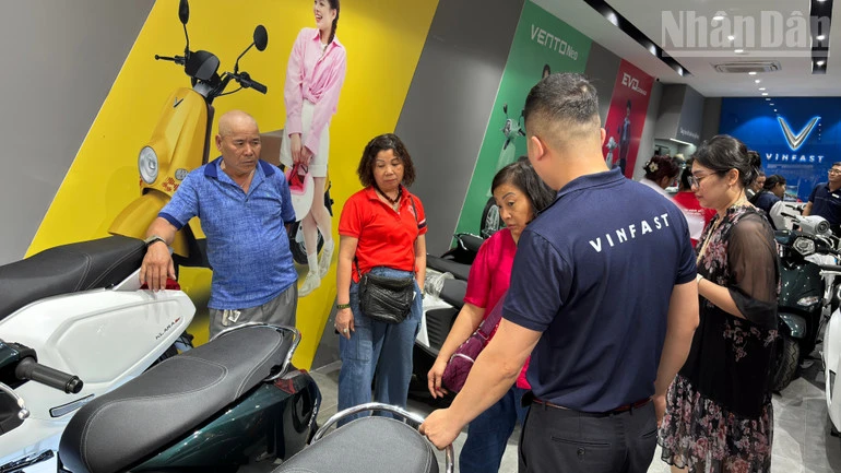 Hà Nội: Thị trường xe điện ghi nhận sức mua tăng mạnh