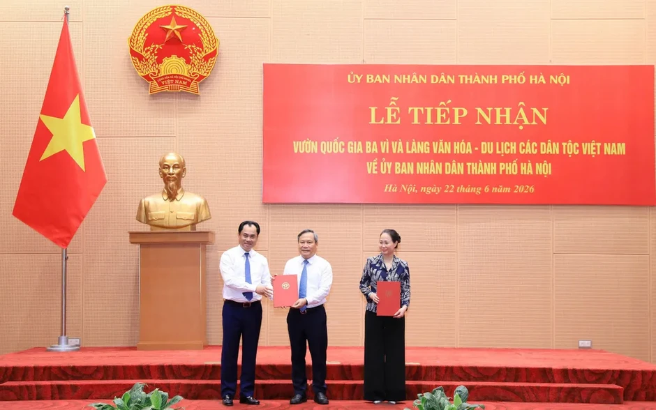 Hà Nội tiếp nhận Vườn quốc gia Ba Vì và Làng Văn hóa - Du lịch các dân tộc Việt Nam Hà Nội tiếp nhận Vườn quốc gia Ba Vì và Làng Văn hóa - Du lịch các dân tộc Việt Nam