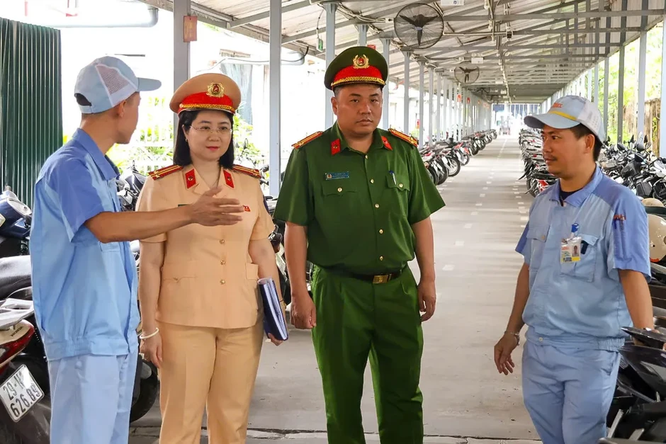 Hà Nội tổng rà soát phương tiện của công nhân tại khu công nghiệp, doanh nghiệp Hà Nội tổng rà soát phương tiện của công nhân tại khu công nghiệp, doanh nghiệp