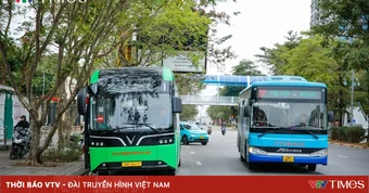 Hà Nội triển khai đồng loạt thẻ vé giao thông điện tử trên xe buýt trợ giá