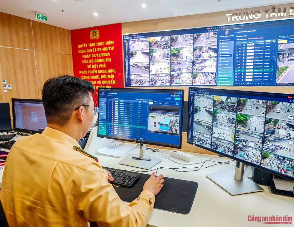 Hà Nội triển khai kế hoạch mạnh tay xử lý dừng, đỗ xe sai quy định