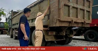 Hà Nội: Tước phù hiệu, tạm giữ xe tải cơi nới thành thùng